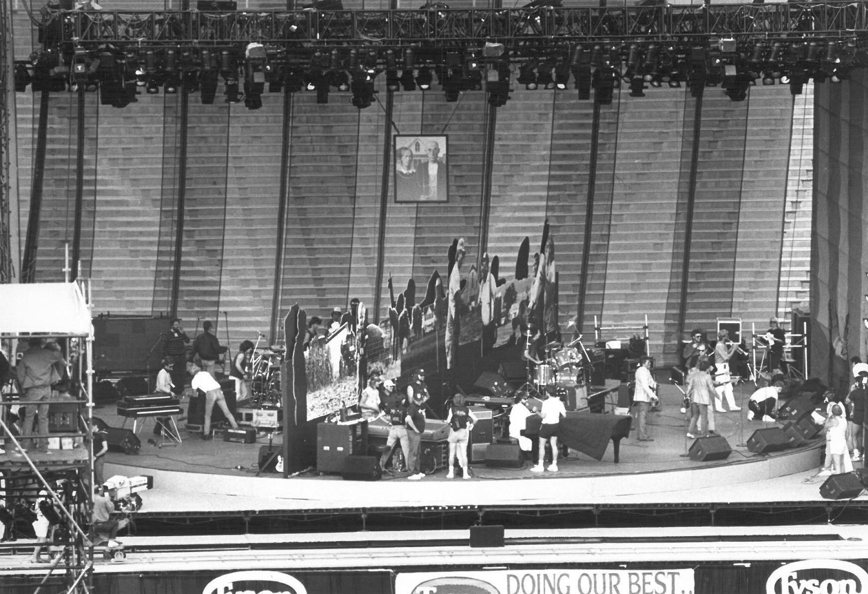 Revolving stage